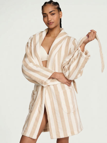 The Loftelle Plush Robe®