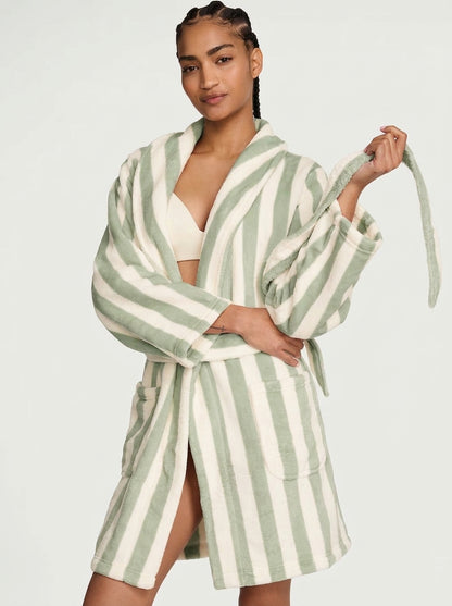 The Loftelle Plush Robe®